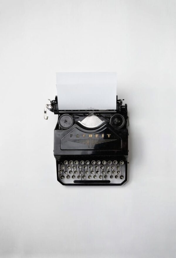 vintage-typewriter