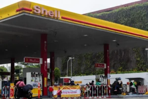 KETERSEDIAAN BBM SHELL